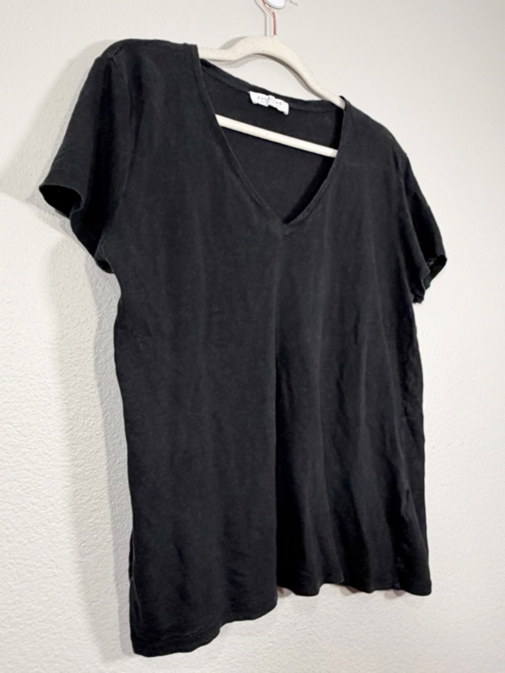 Everlane Shirt Black V-Neck Short Sleeve Tee 100% Linen Classic T-Shirt Women L - Picture 2 of 6